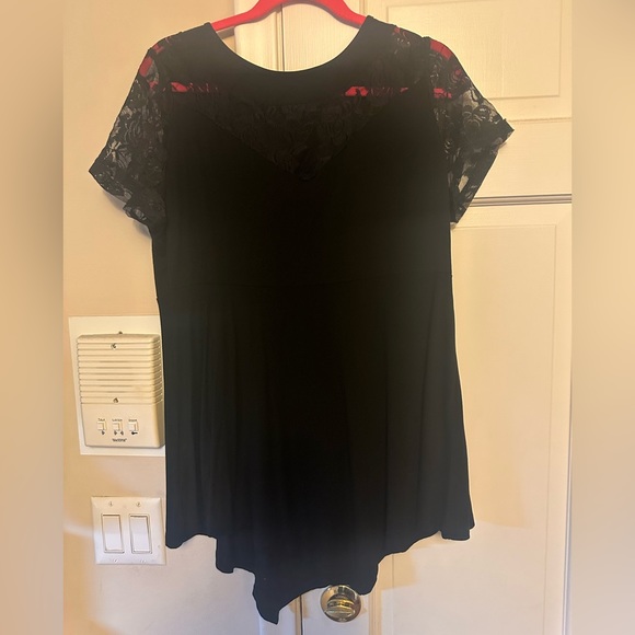 Short sleeve lace tunic! - Picture 4 of 7